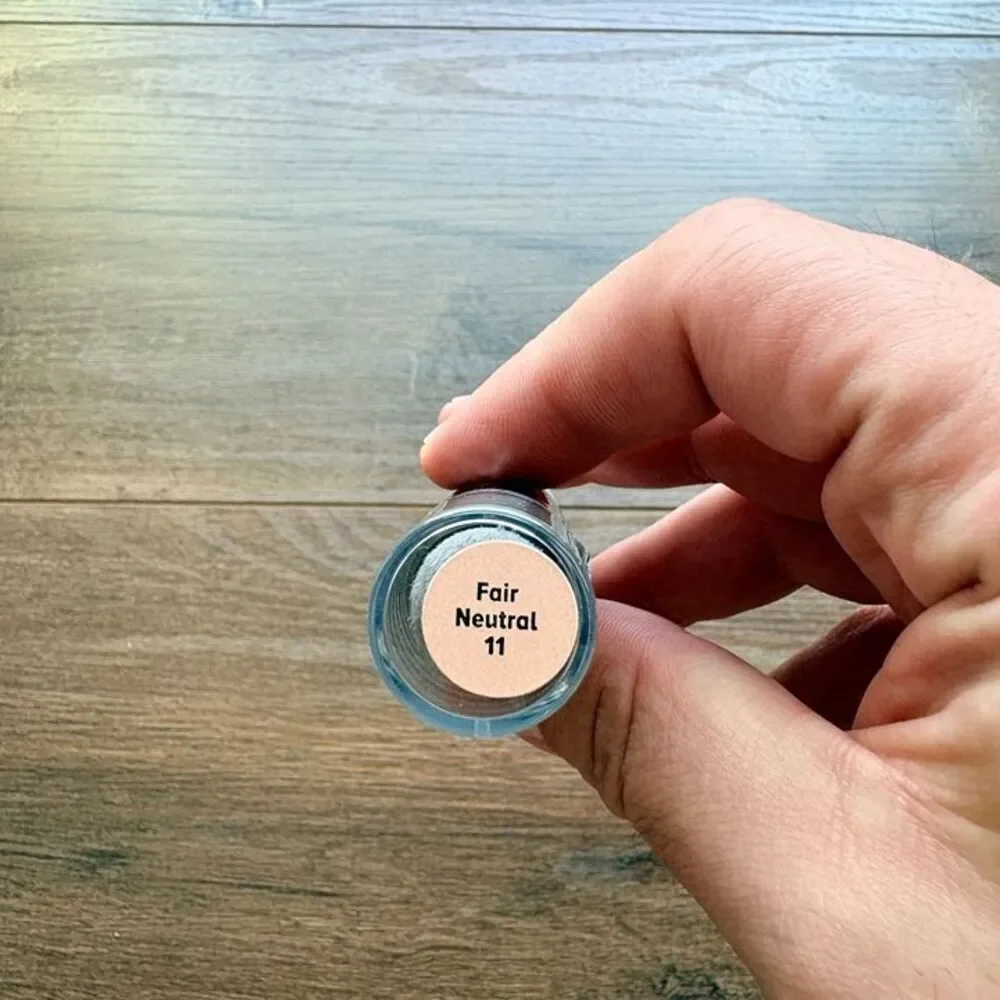 IT Cosmetics Bye Bye Dark Spots Concealer + Brightening Serum - 11 Fair Neutral